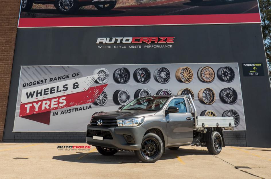TOYOTA HILUX 2WD (2005 ONWARDS) TERRAIN MATTE BLACK